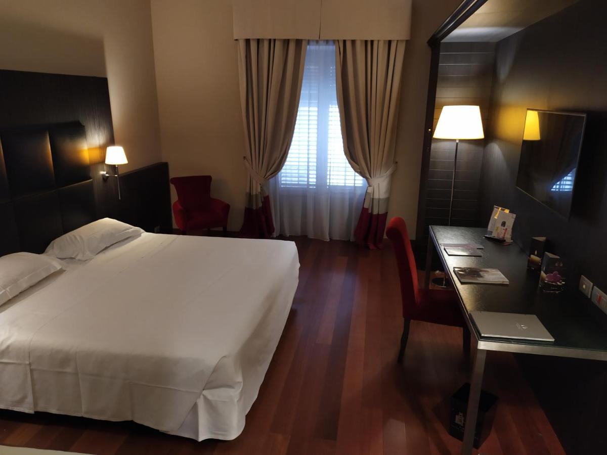 Hotel Porta Felice&Spa Palermo Esterno foto